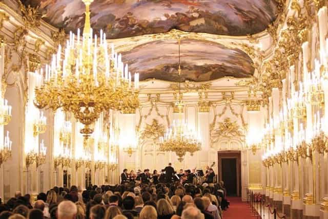 Great Gallery at Schönbrunn Palace: historic venue for exclusive gala dinners and VIP performances.