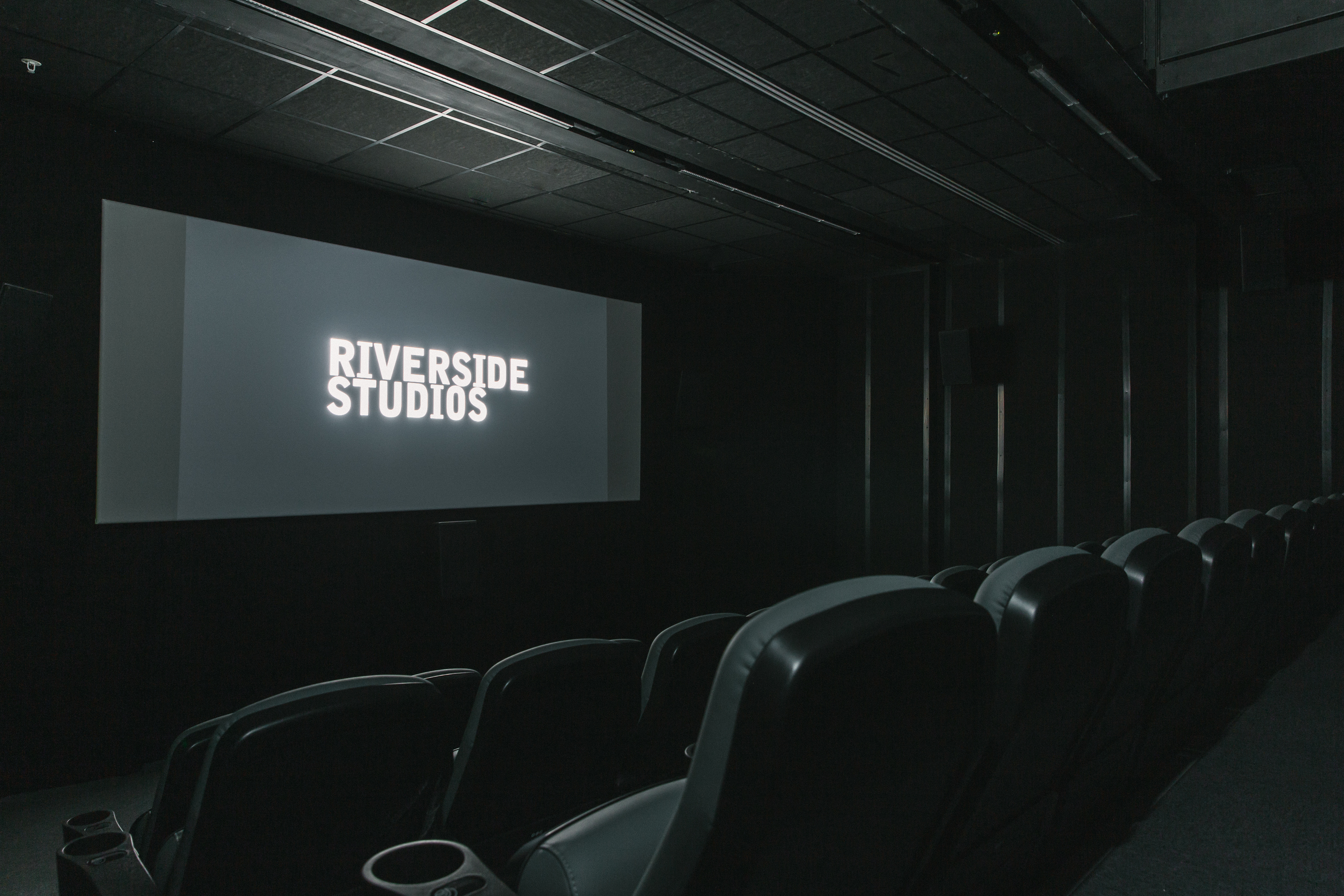 Riverside Studios - image 1