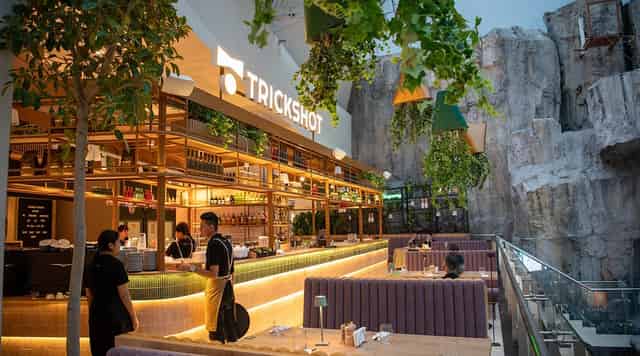 Food court