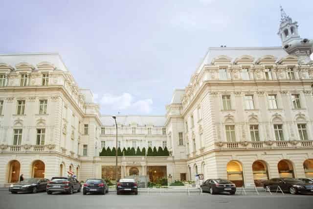 Victoria Club