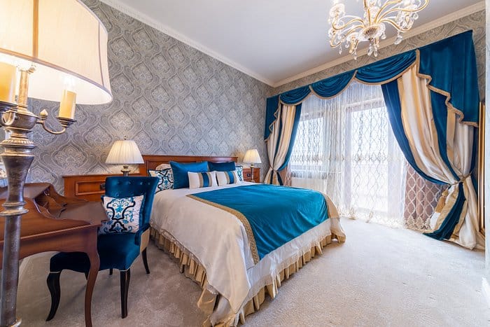 Classic VIP guest room at Suter Palace, Parliament View, ideal for executive meetings and events.