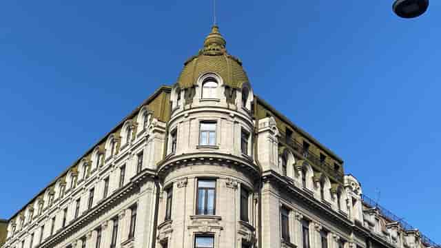 Salonul Royal at Hotel Capitol: historic rotunda ballroom for elegant gala or boutique conference.