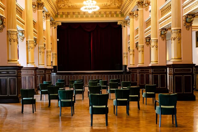 Palatul Bragadiru
