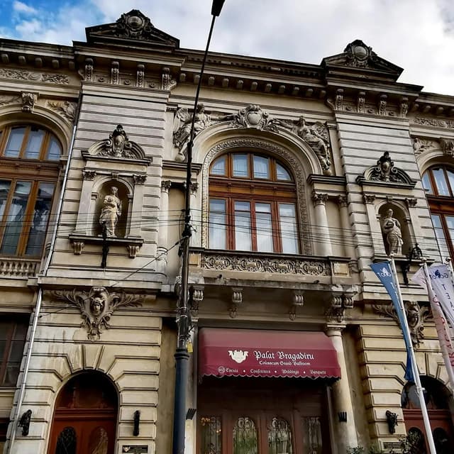 Palatul Bragadiru
