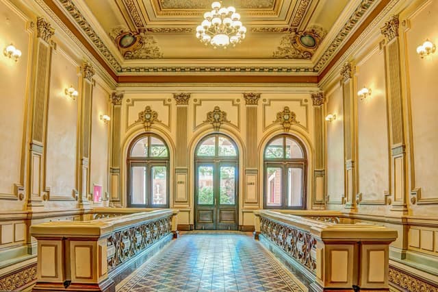 Palatul Bragadiru