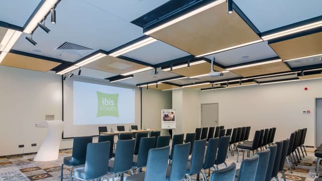 Hora 3 events room