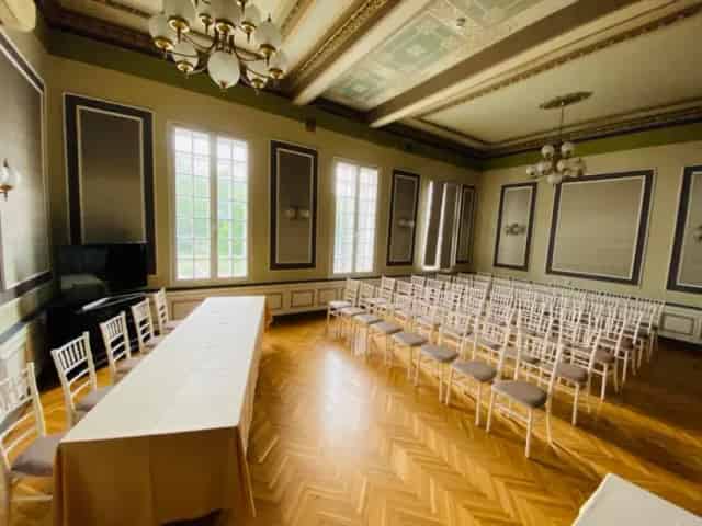 Salon restaurant