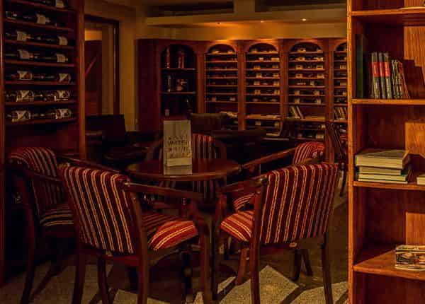Lobby Bar