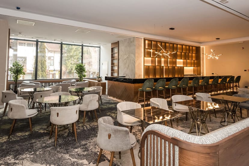 High-end hotel lounge with bar for cocktail receptions and networking events.
