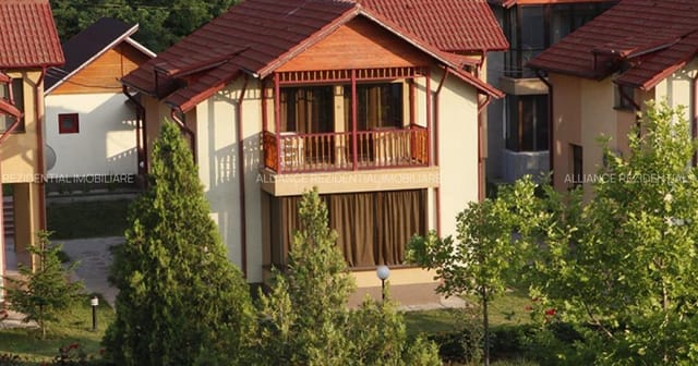 Salon Panoramic at Miorita Resort: boutique venue for executive retreats and corporate offsites.
