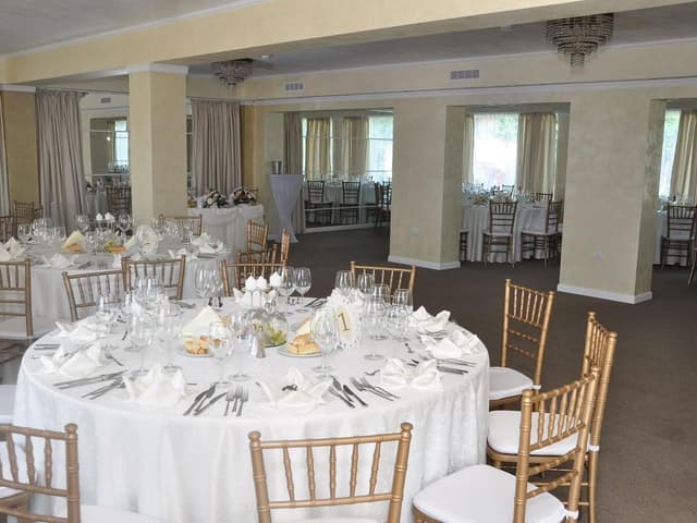 restaurant