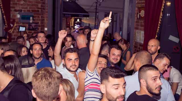 Bar