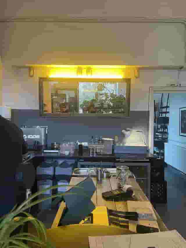 Wine bar