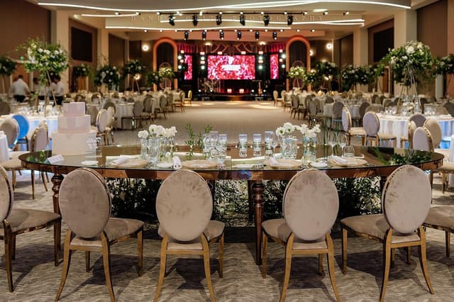 Banquet hall