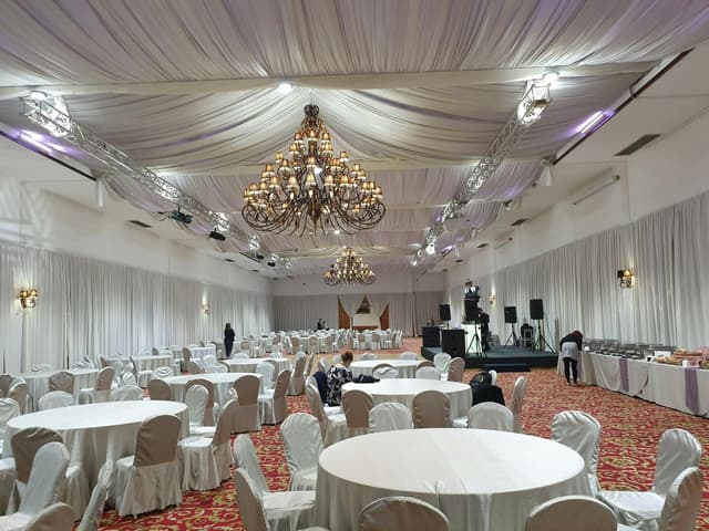 Salon Bucuresti