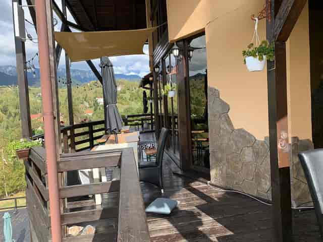Scenic Akasha Retreat terrace for intimate corporate retreats and upscale networking events.