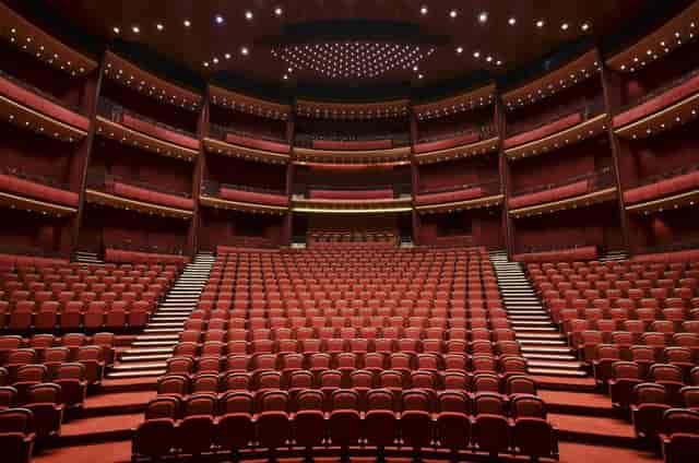 Black Box Hall tiered auditorium for performing arts and corporate keynotes.