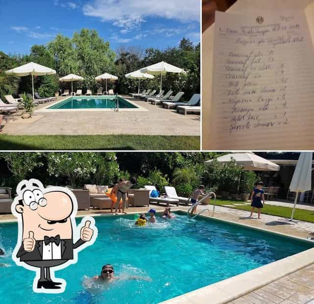 Poolside corporate retreat venue at Casa Radu for incentive travel planning.