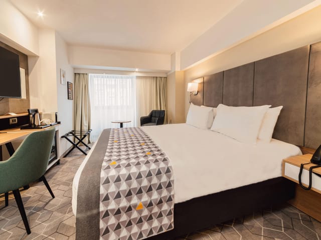 Hotel in Bucharest | Holiday Inn ...