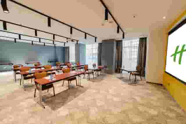 Sala Emerald