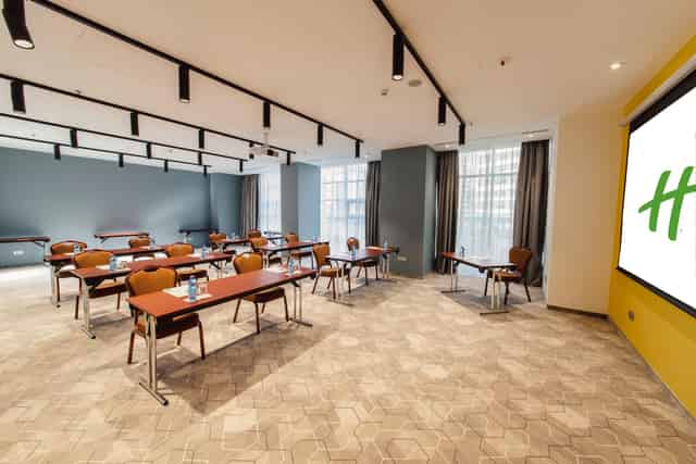 Sala Emerald