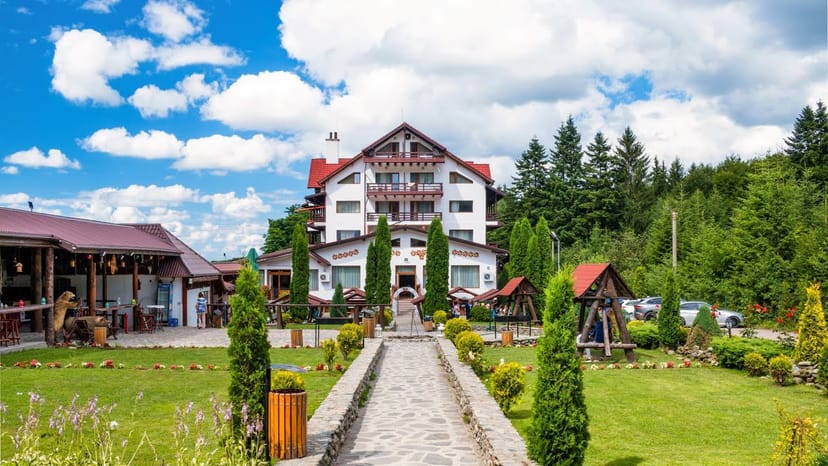 Rustic-chic corporate retreat venue at Pensiunea Miruna for team-building events.