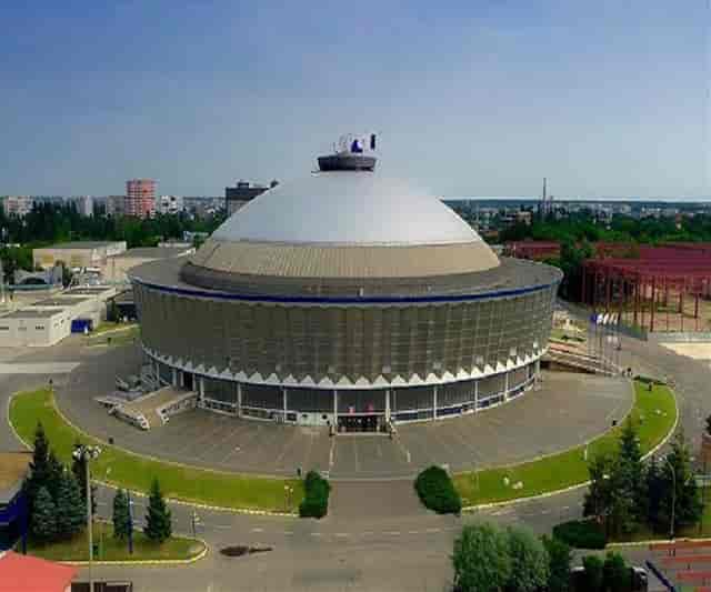 The Dome Hall at ROMEXPO: circular venue for large-scale exhibitions and corporate events.