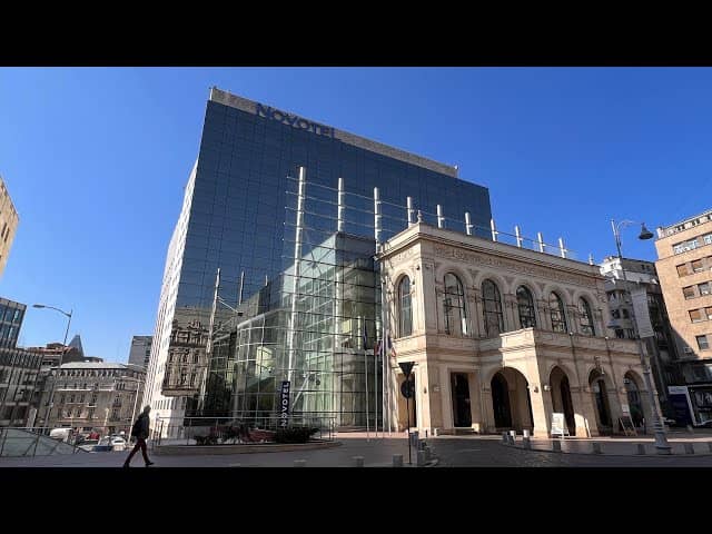 Modern glass venue at Teatro, Novotel Bucharest for events and corporate gatherings.