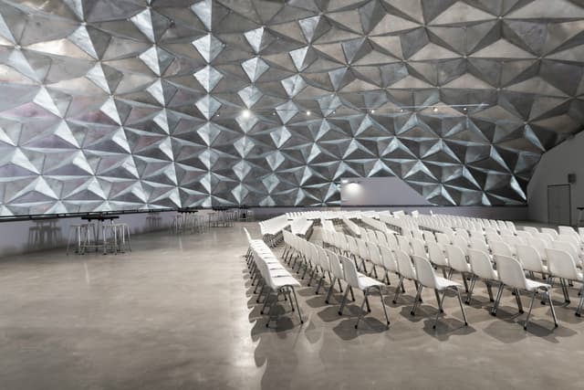 Plenary conference hall