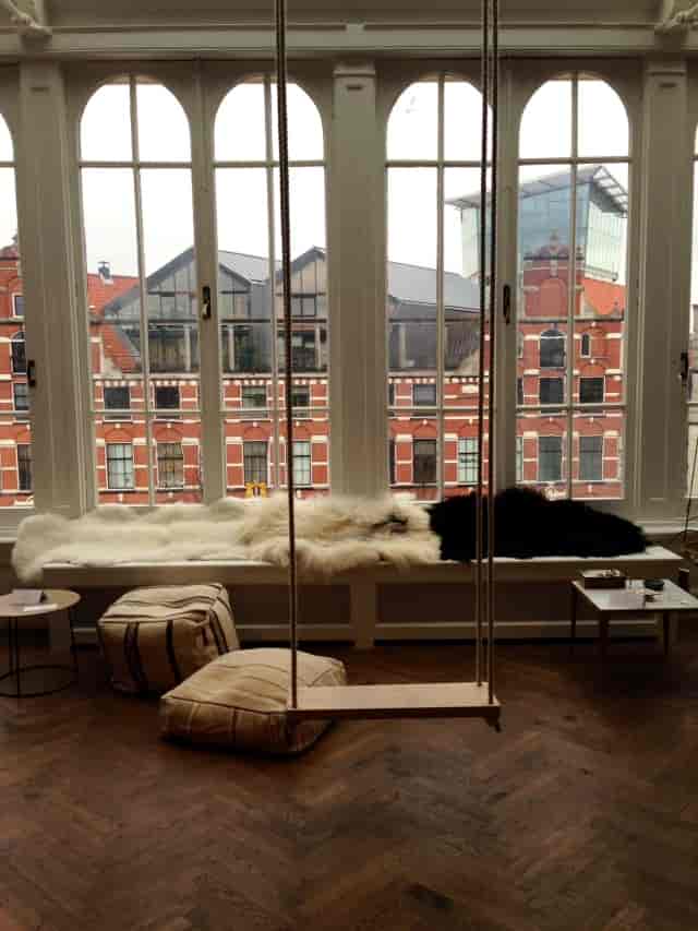 Loft at Theater Amsterdam: Upscale breakout lounge with cozy seating for corporate events.