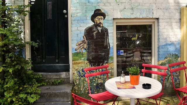 Coffee Lounge