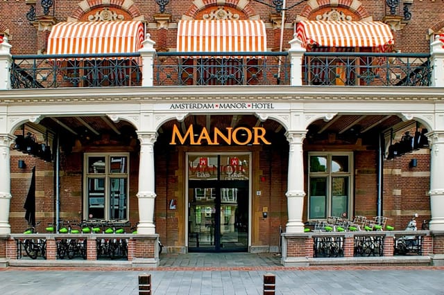 Boutique suite at The Manor Amsterdam for corporate meetings and incentive events.