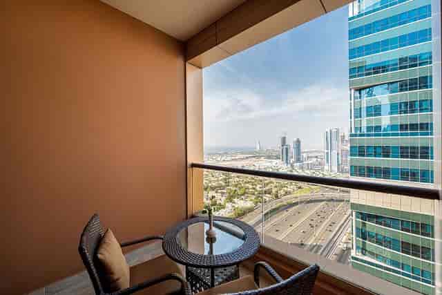 Luxury hotel suite balcony in Dubai, perfect for executive meetings and VIP corporate events.