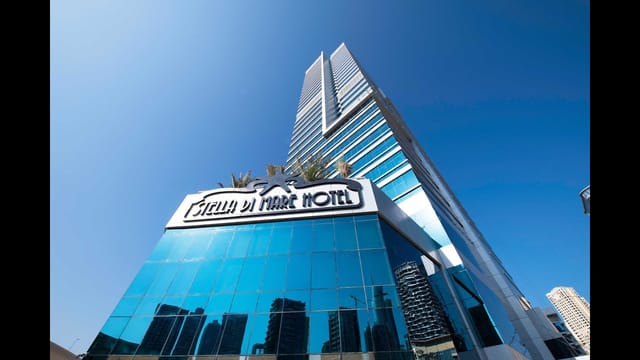 Lalique Ballroom glass facade: modern corporate conference venue and executive retreat in Dubai.