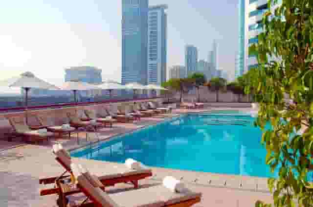 Pool Lounge