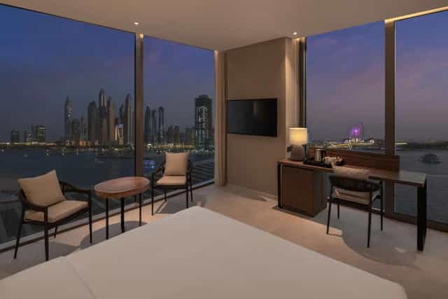 Luxury conference room at Radisson Palm Jumeirah with skyline views for executive retreats.