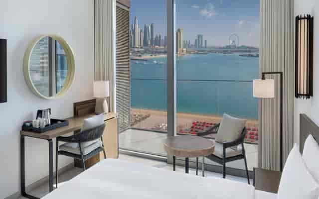 Radisson Palm Jumeirah meeting room with skyline view for corporate events and incentive travel.