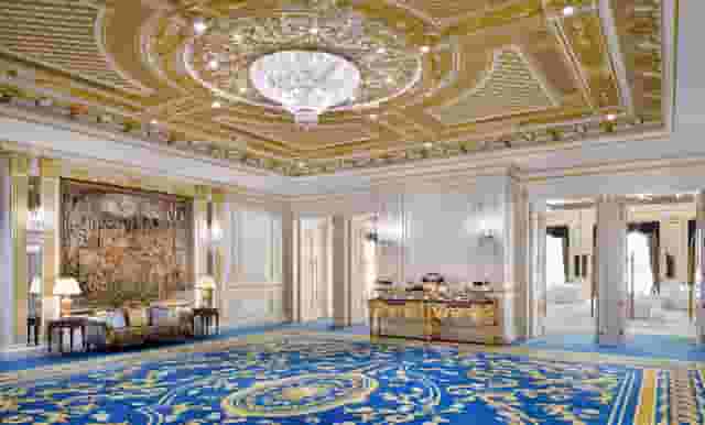 Grand Salon Maximilian Ballroom