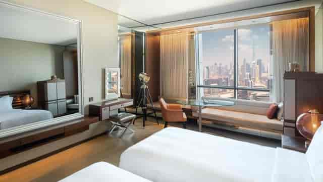SPOCK 5 luxury guest room at Paramount Hotel Dubai for VIP business meetings and executive events.