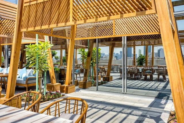 restaurant