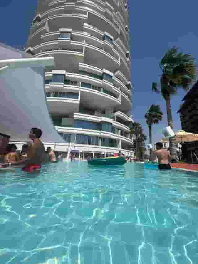 MiMi's Pool Club