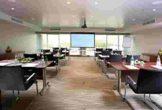 Al Hamriya Meeting Room