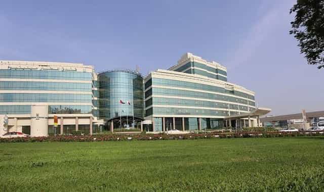 Modern outdoor garden venue for corporate conferences and regional summits at Millennium Airport.