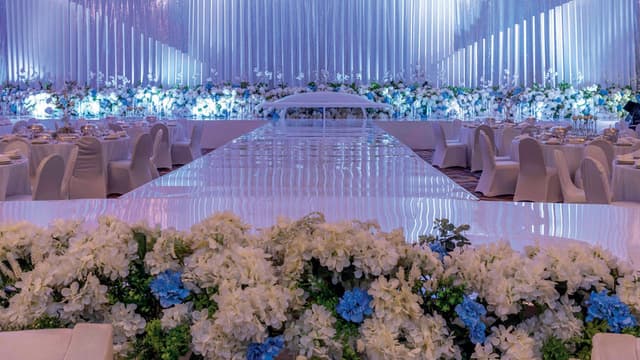 Mövenpick Grand Al Bustan Dubai