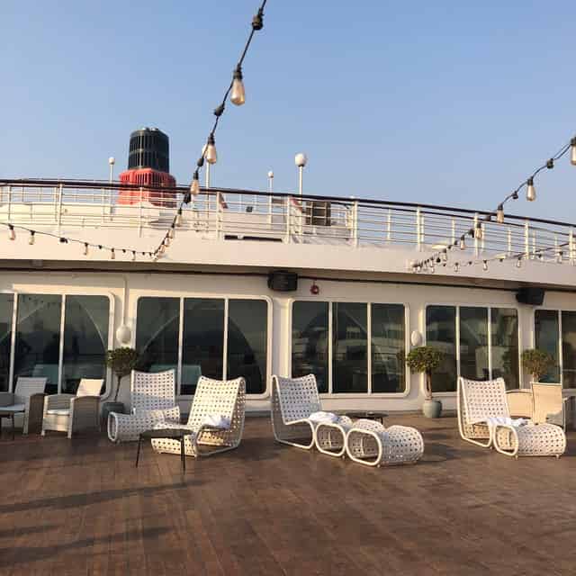 Yacht Club – Deck