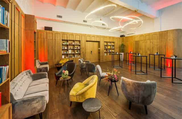 Salon