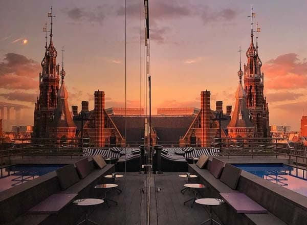 rooftop bar