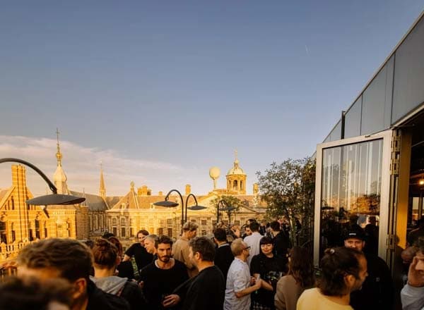 rooftop bar
