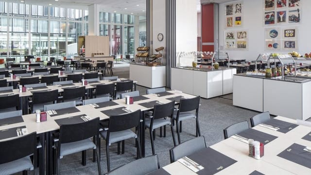 Modern function room at Hotel Casa Amsterdam, ideal for events and gatherings.