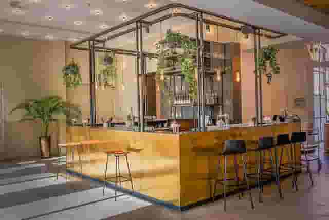 Bar
